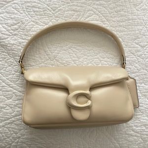 Coach Pillow Tabby 26